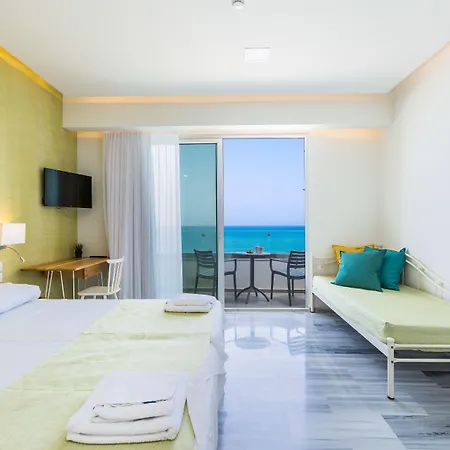 Meltemi Coast Apartamento Rétino