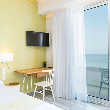Meltemi Coast Apartment