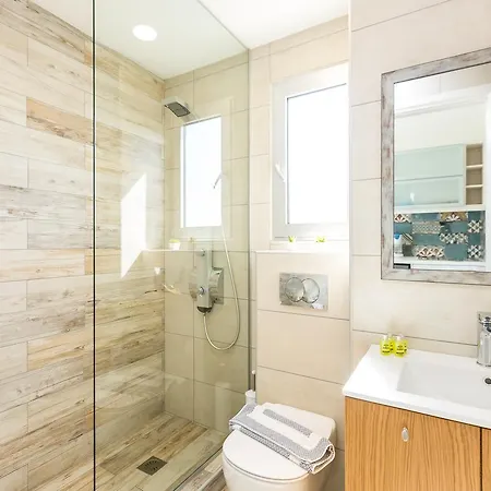 Meltemi Coast Apartment *
