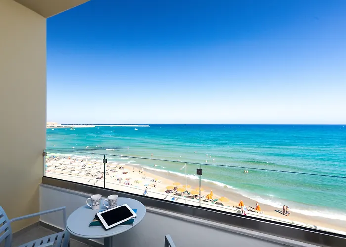 Meltemi Coast Апартаменти